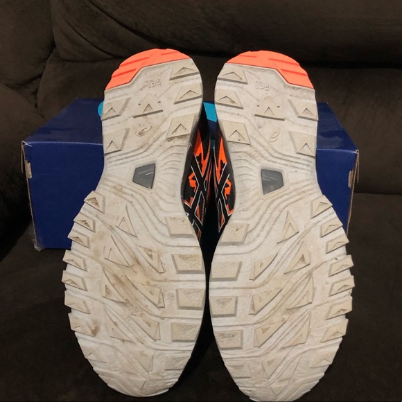 Men’s ASICS running sneakers - size 11.5 - Picture 5 of 5